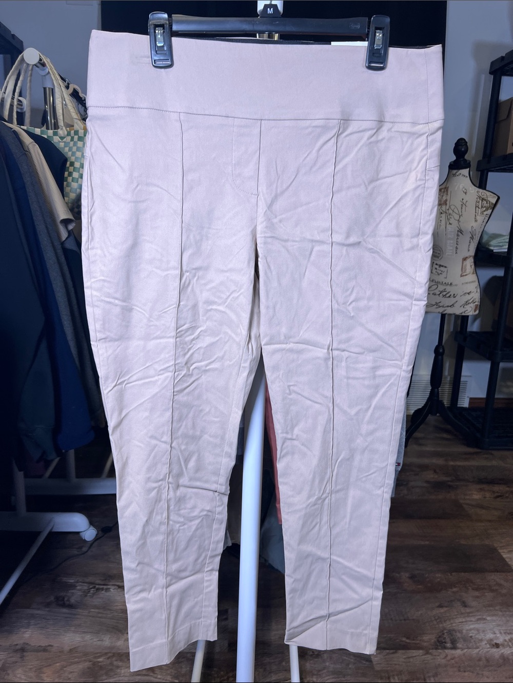 Nine West Cropped Ponte Leggings in Light Blush